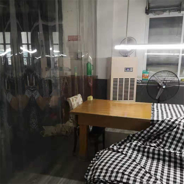 紙張張力差易起皺 用紙面噴霧加濕機(jī)